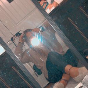 Meet your Posher, Avery